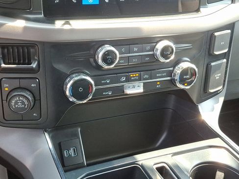 Used 2024 Ford F150 XLT w/ Mobile Office Package image 15