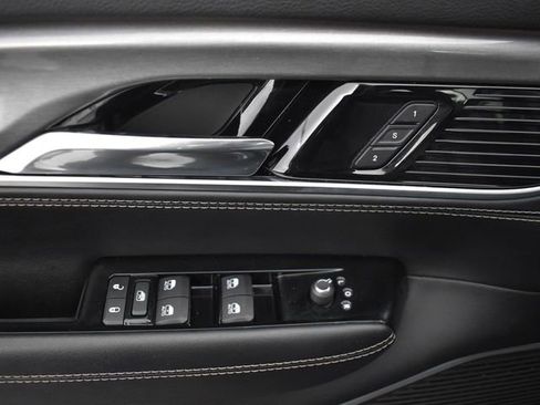 Used 2022 Jeep Wagoneer Series III image 14