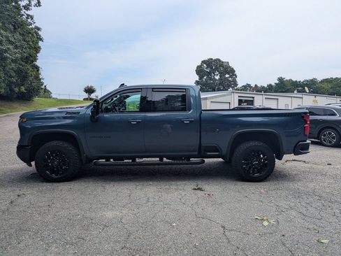 Used 2025 Chevrolet Silverado 2500 LTZ w/ Trail Boss Package AWD/4WD image 7