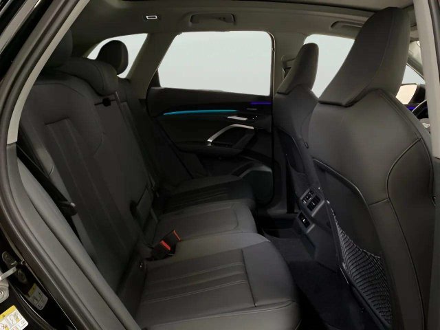Used 2025 Audi Q5 Premium Plus w/ Premium Plus AWD/4WD image 57