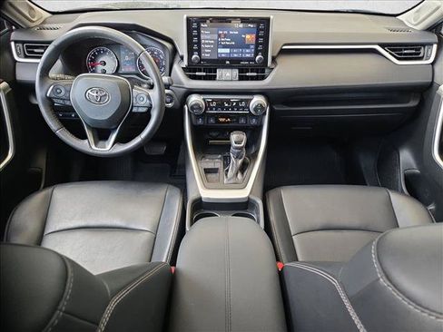 Used 2021 Toyota RAV4 XLE Premium FWD image 17
