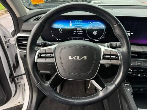 Used 2024 Kia Telluride SX w/ Towing Package AWD/4WD image 21