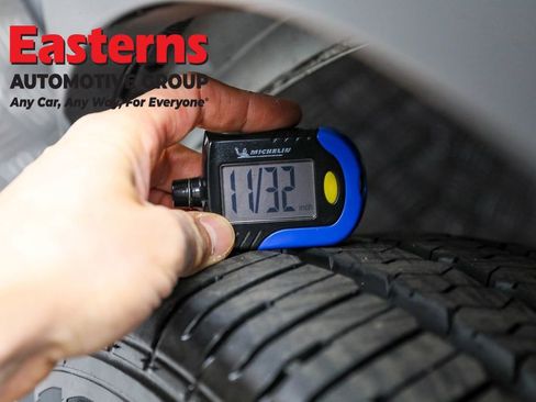 Used 2023 Ford Transit 350 XLT image 26