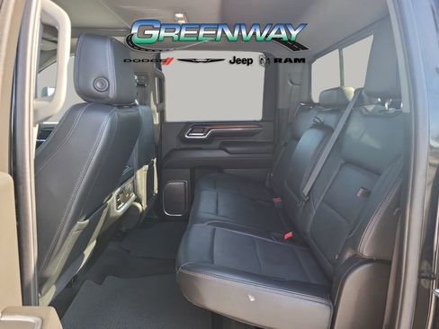Used 2024 GMC Sierra 3500 Denali image 10