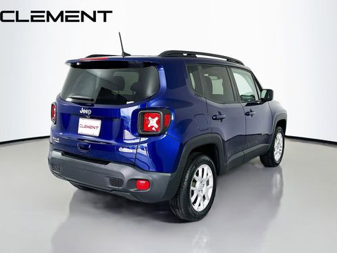 Used 2020 Jeep Renegade Latitude w/ Cold Weather Group AWD/4WD image 7