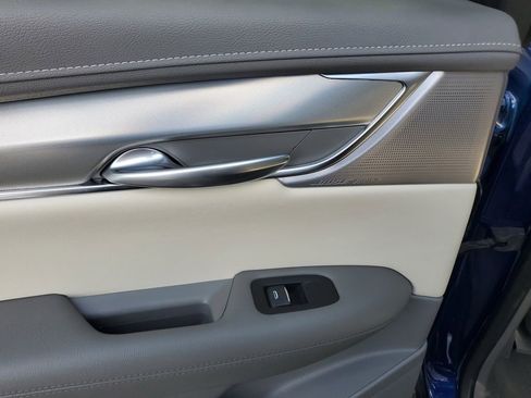 Certified 2023 Cadillac XT5 Premium Luxury image 16