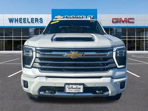 Used 2025 Chevrolet Silverado 3500 High Country w/ High Country Premium Package image 10