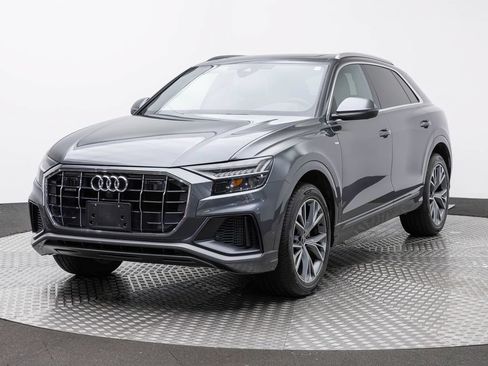 Used 2021 Audi Q8 Premium Plus w/ Premium Plus Package AWD/4WD image 2