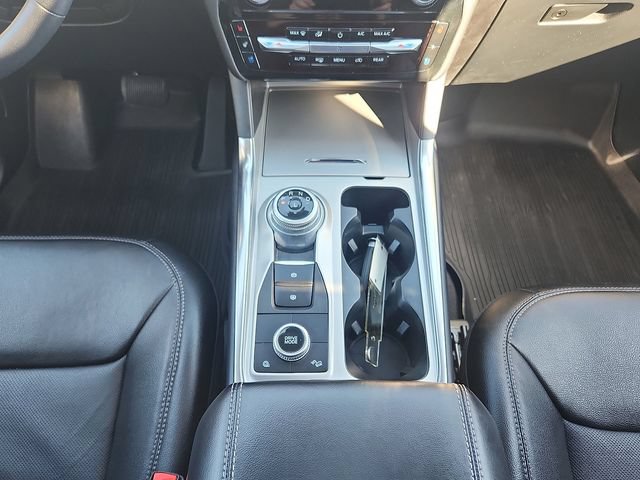 Used 2023 Ford Explorer Limited w/ Equipment Group 301A AWD/4WD image 20