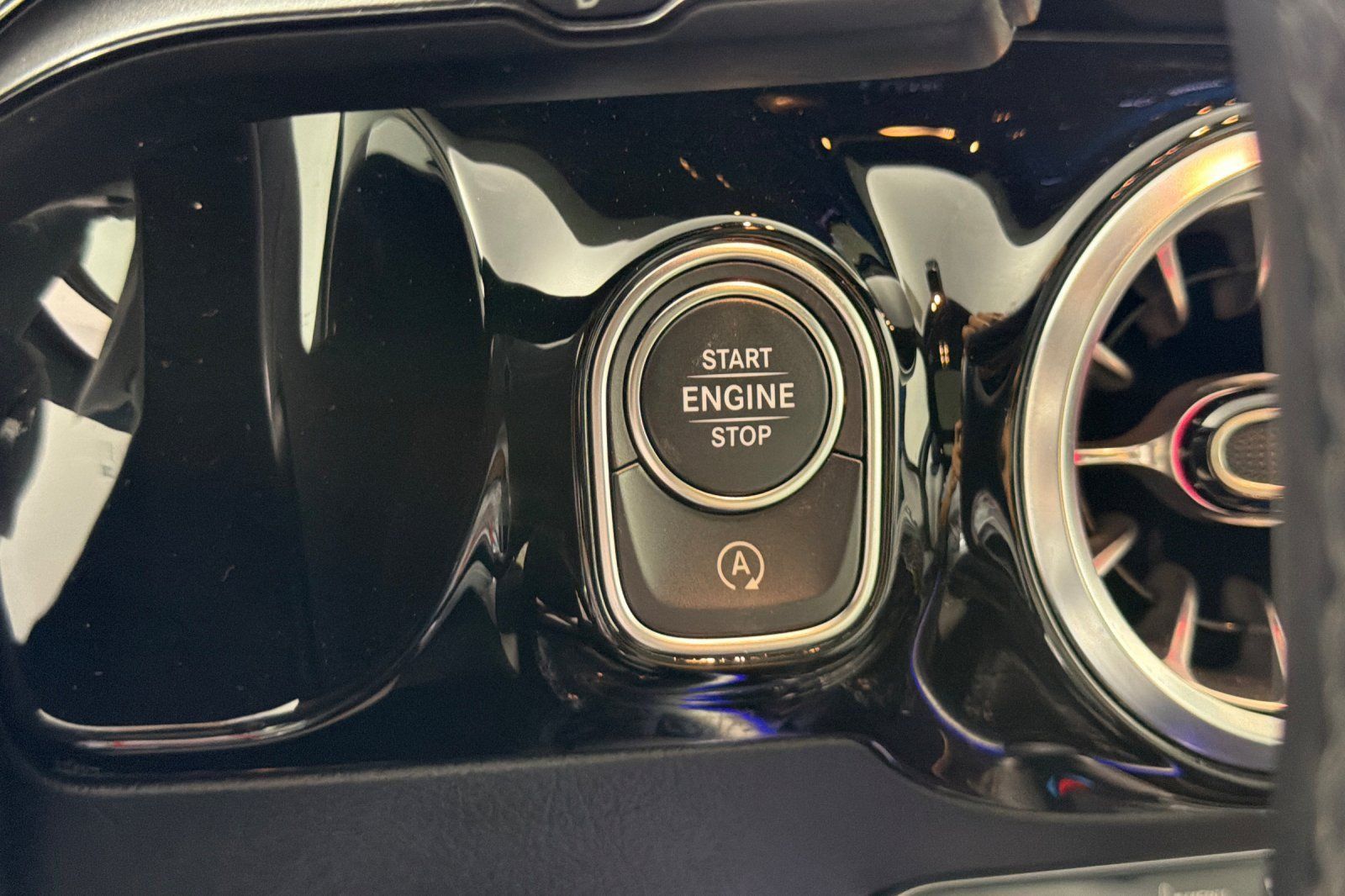 Used 2022 Mercedes-Benz GLA 35 AMG 4MATIC image 21