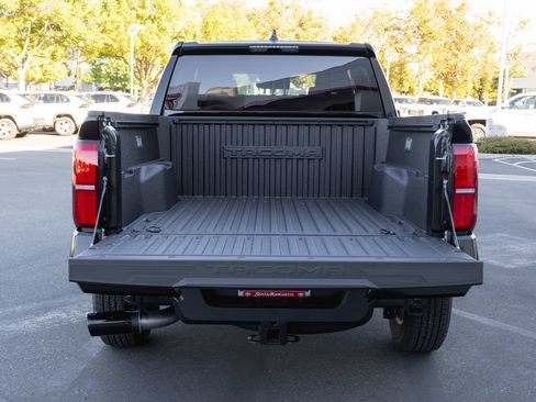 New 2026 Toyota Tacoma SR5 AWD/4WD image 7