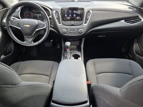 Used 2021 Chevrolet Malibu RS image 12