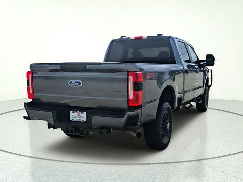 Used 2023 Ford F250 XL w/ STX Appearance Package AWD/4WD image 9