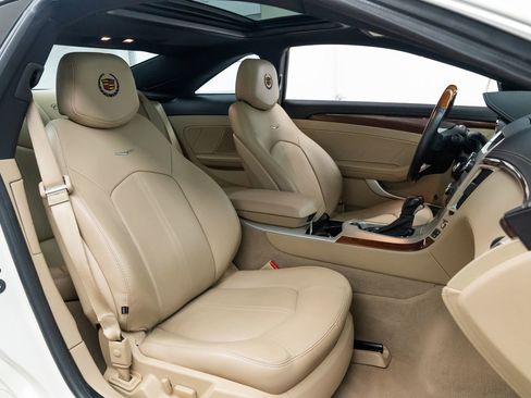 Used 2013 Cadillac CTS Premium image 21