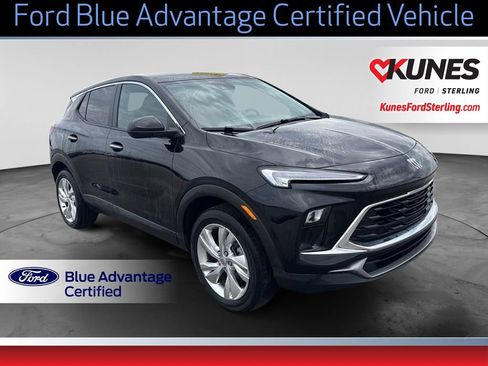 Used 2025 Buick Encore GX Preferred AWD/4WD image 1