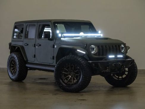 Used 2024 Jeep Wrangler Unlimited Rubicon 392 image 3