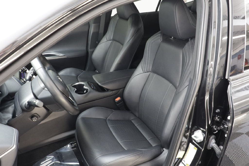 Used 2021 Toyota Venza XLE w/ Softex Package AWD/4WD image 13