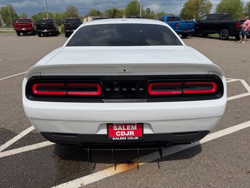 Used 2019 Dodge Challenger SRT Hellcat Redeye RWD image 8