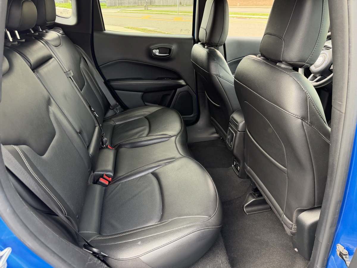 Used 2021 Jeep Compass Latitude AWD/4WD image 17