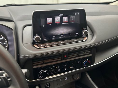 New 2026 Nissan Rogue S image 11