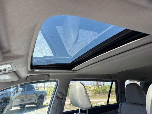 Used 2012 Toyota RAV4 Limited w/ Premium Plus Value Pkg image 25