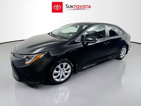 Used 2026 Toyota Corolla LE FWD image 9