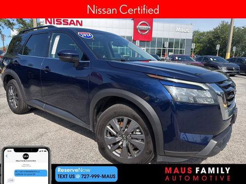 Certified 2024 Nissan Pathfinder SV FWD image 1