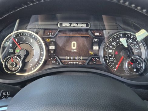 Used 2023 RAM 1500 Laramie image 31