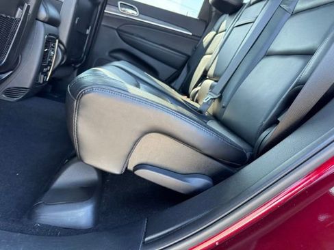 Used 2020 Jeep Grand Cherokee Limited image 11