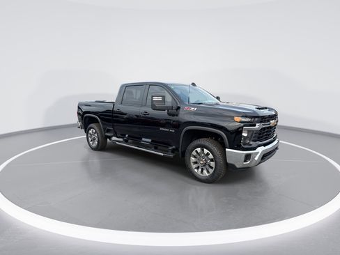 New 2026 Chevrolet Silverado 2500 LT image 2