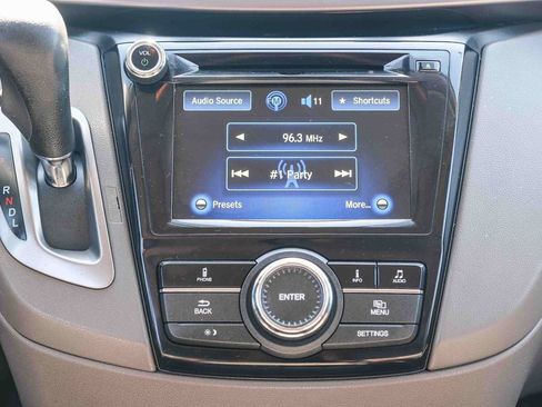 Used 2016 Honda Odyssey EX-L image 16