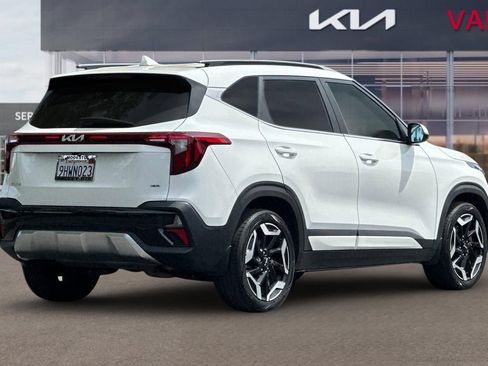 Certified 2024 Kia Seltos SX w/ SX Sunroof Package AWD/4WD image 4