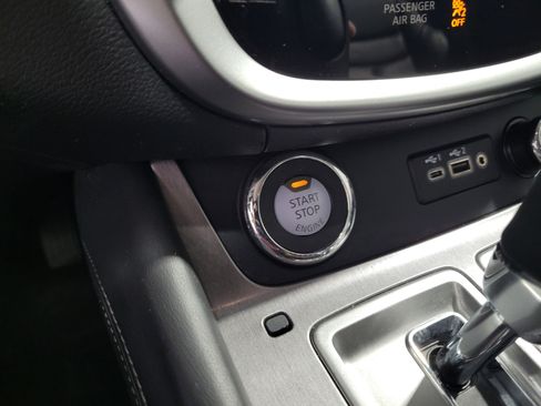 Used 2023 Nissan Murano SV w/ SV Midnight Edition Package image 18