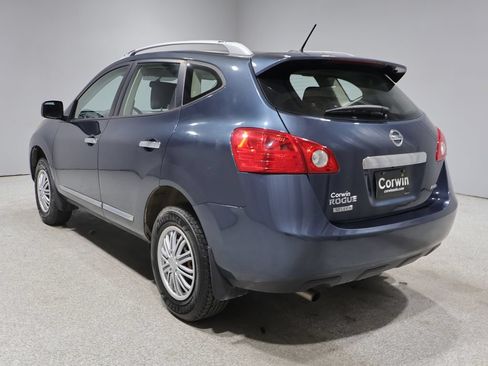 Used 2014 Nissan Rogue S w/ Convenience Package AWD/4WD image 6