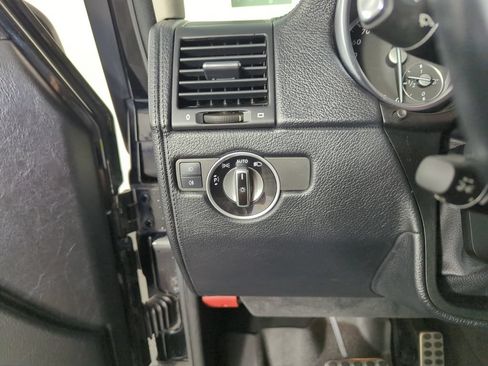 Used 2013 Mercedes-Benz G 550 image 19