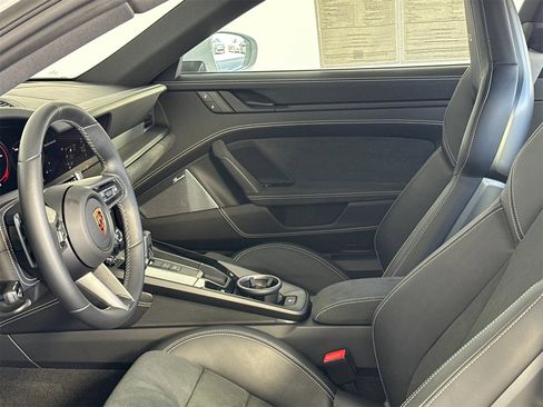 Used 2024 Porsche 911 Carrera 4 GTS image 5