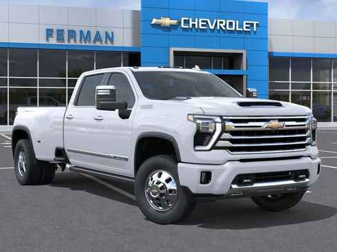New 2026 Chevrolet Silverado 3500 High Country w/ Technology Package AWD/4WD image 8