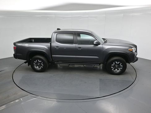 Used 2020 Toyota Tacoma TRD Off-Road w/ Technology Package image 51