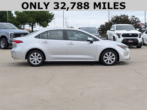 Used 2024 Toyota Corolla LE FWD image 4