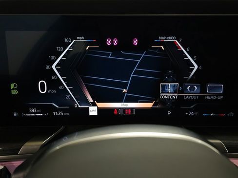 Used 2025 BMW 760i xDrive w/ Executive Package image 23