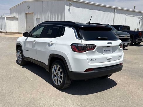 Used 2025 Jeep Compass Limited AWD/4WD image 6