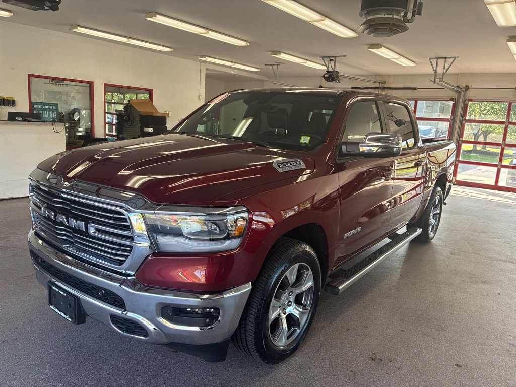 Used 2023 RAM 1500 Laramie AWD/4WD image 3