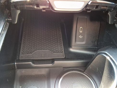 Certified 2023 Mercedes-Benz GLC 300 4MATIC image 22