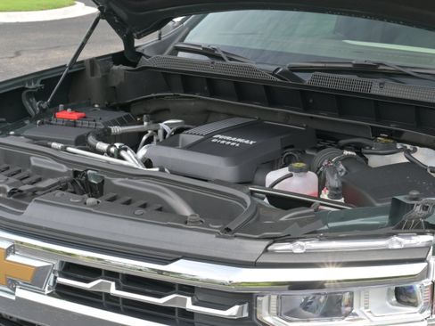 Used 2026 Chevrolet Silverado 1500 LTZ w/ LTZ Premium Package AWD/4WD image 6