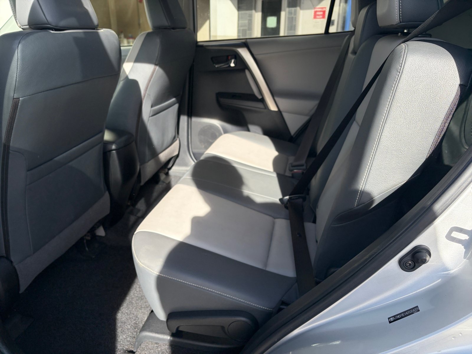 Used 2013 Toyota RAV4 Limited AWD/4WD image 25
