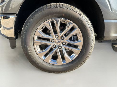 New 2025 Ford F150 Lariat w/ Equipment Group 502A High image 41