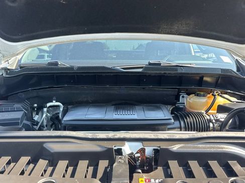 Used 2022 Chevrolet Silverado 1500 RST AWD/4WD image 25