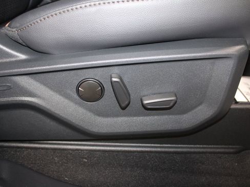 New 2025 Ford F250 Lariat w/ Lariat Ultimate Package image 29