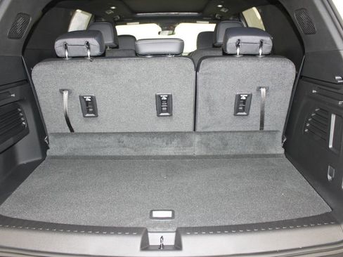 New 2026 Chevrolet Traverse LT w/ Sun and Wheel Package FWD image 29