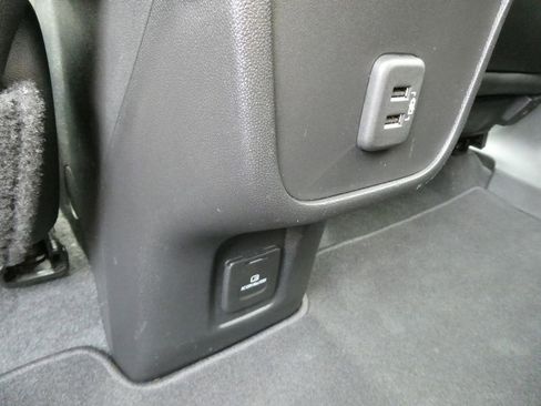 Certified 2022 GMC Terrain SLT AWD/4WD image 21